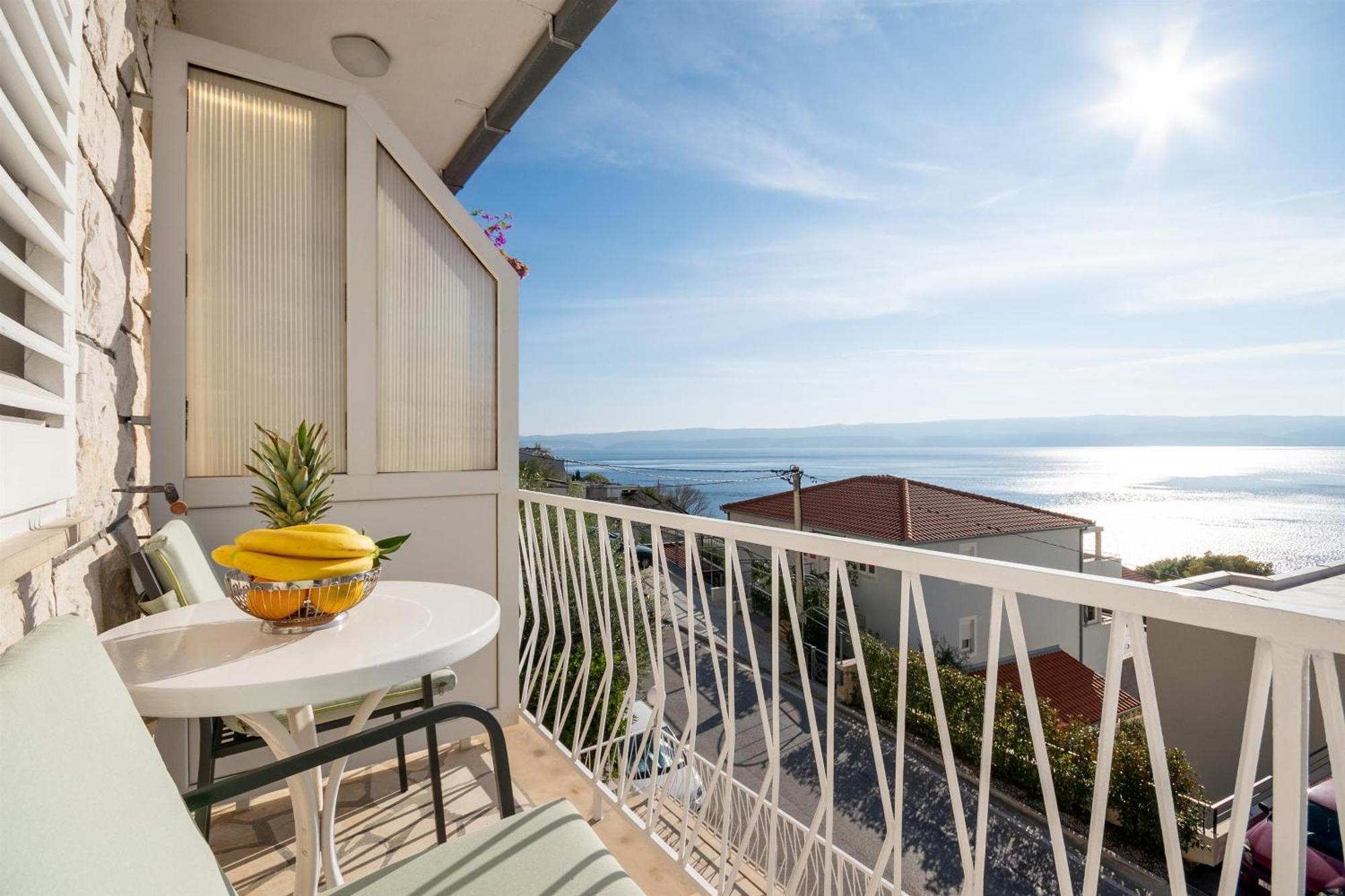 Apartments Ivan - With Parking Omis Ngoại thất bức ảnh